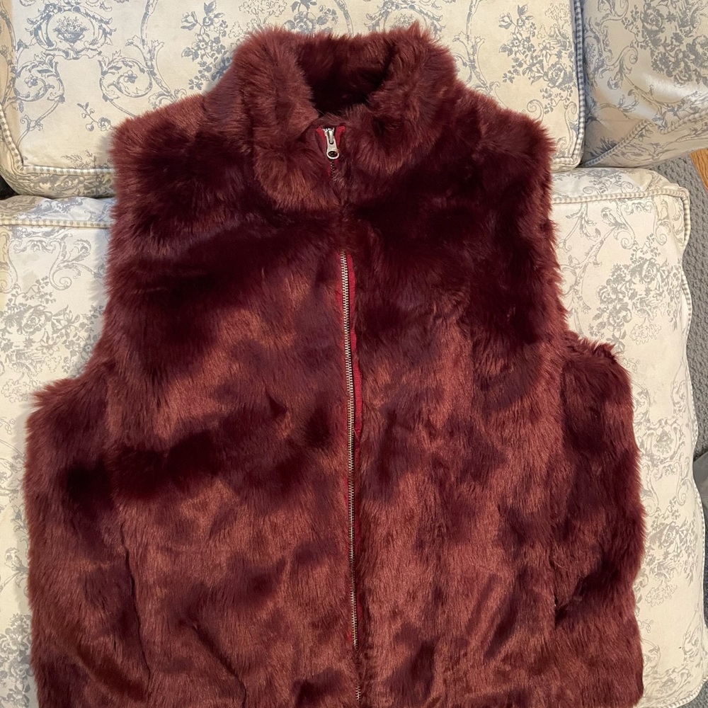 Jcrew women’s fur vest - Picture 2 of 8